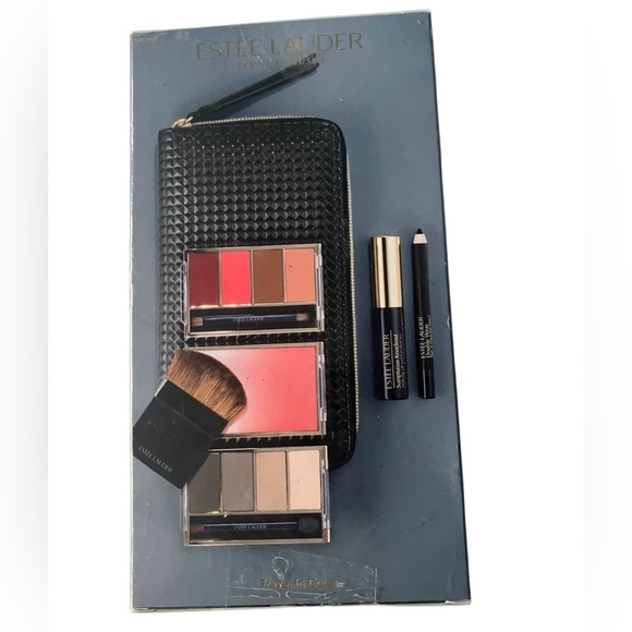Estée Lauder Travel In Color Set NIB Sealed - Picture 1 of 3